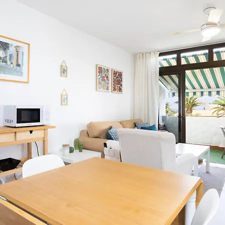 Amazing 2 Bedrooms By The Sea, Apartamento Costa Adeje (Tenerife)